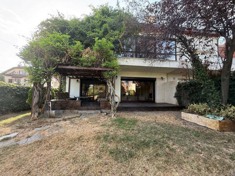 Pipera, Erou Iancu Nicolae